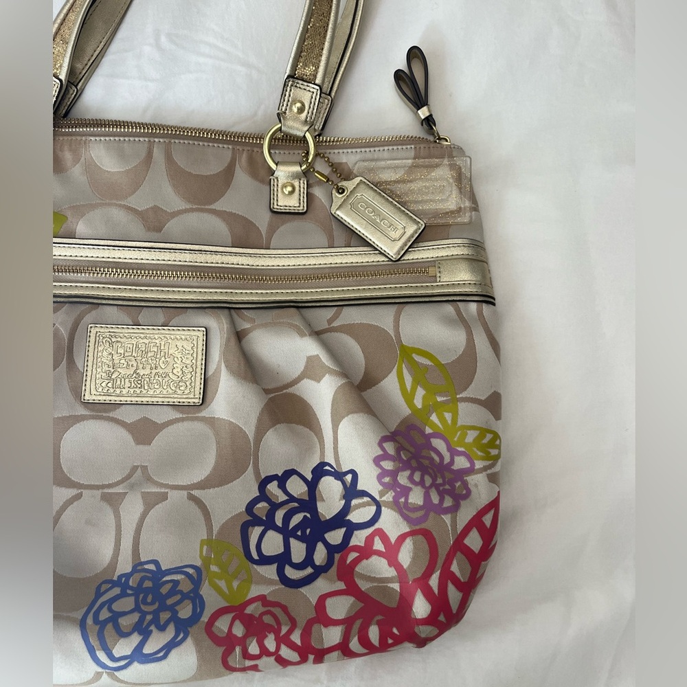 Y2K Coach Poppy Handbag 🌸🌼